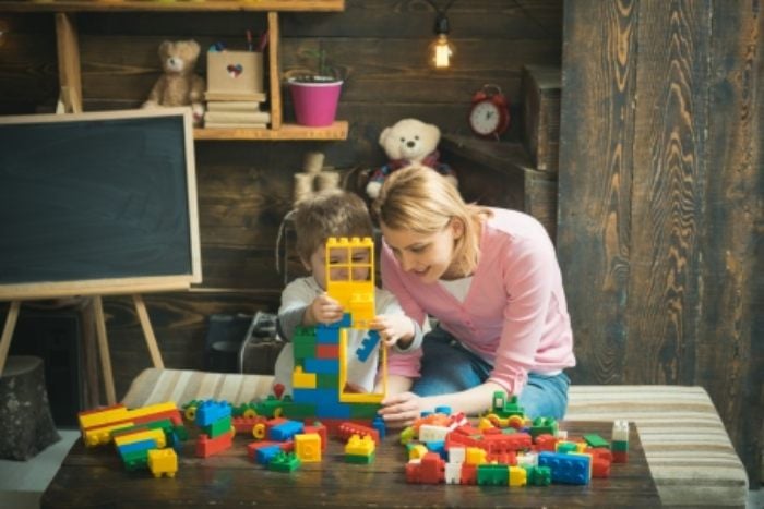 This maze builder board game strengthens problem-solving skills