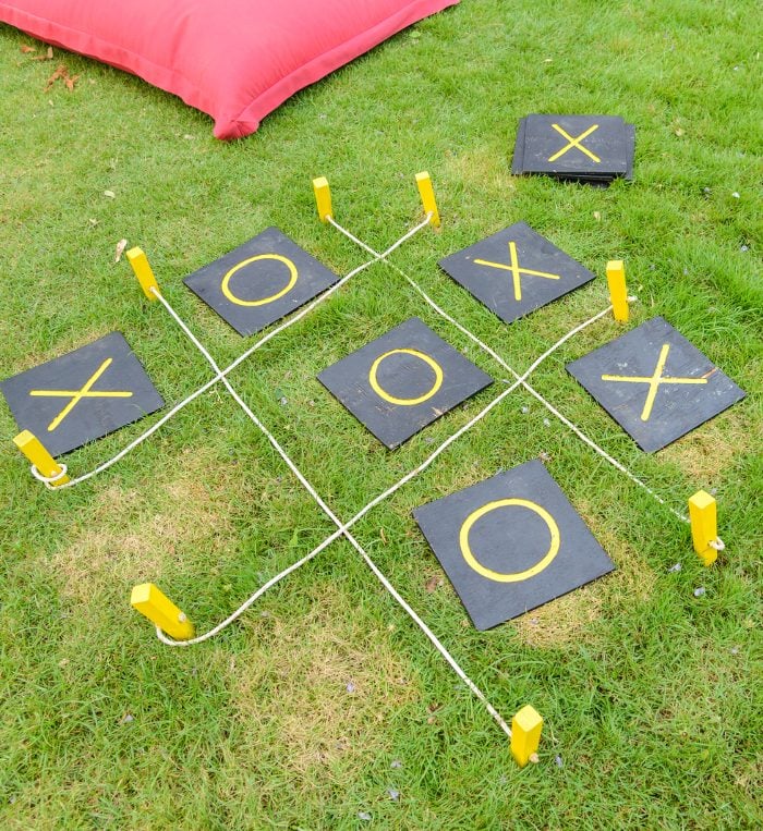 Outdoor tic tac toe