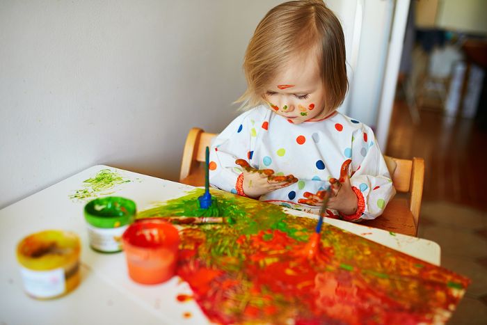 Kids Finger Painting 