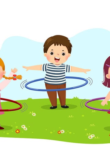little kids playing with hula hoops